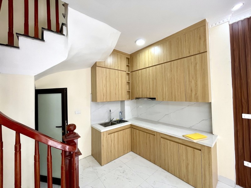 Bán nhà Đàm Quang Trung,Long Biên 5 tầng,30m,mt4m gần oto nhỉnh 5 tỷ - Ảnh 3